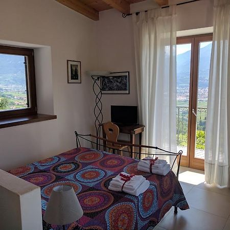 B&B Le Tre Chiavi Isera Екстер'єр фото