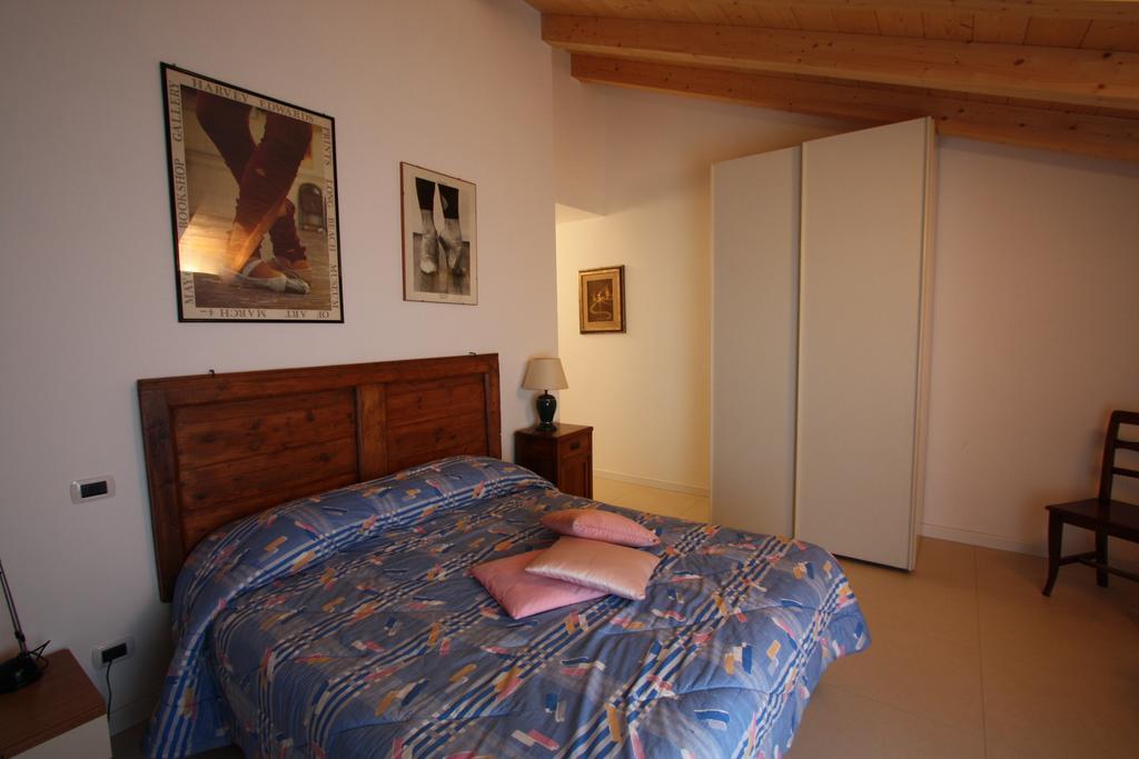 B&B Le Tre Chiavi Isera Екстер'єр фото
